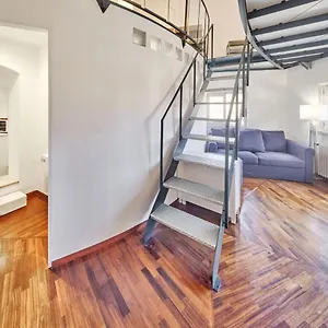 Splendid In The Historic Center Appartamento