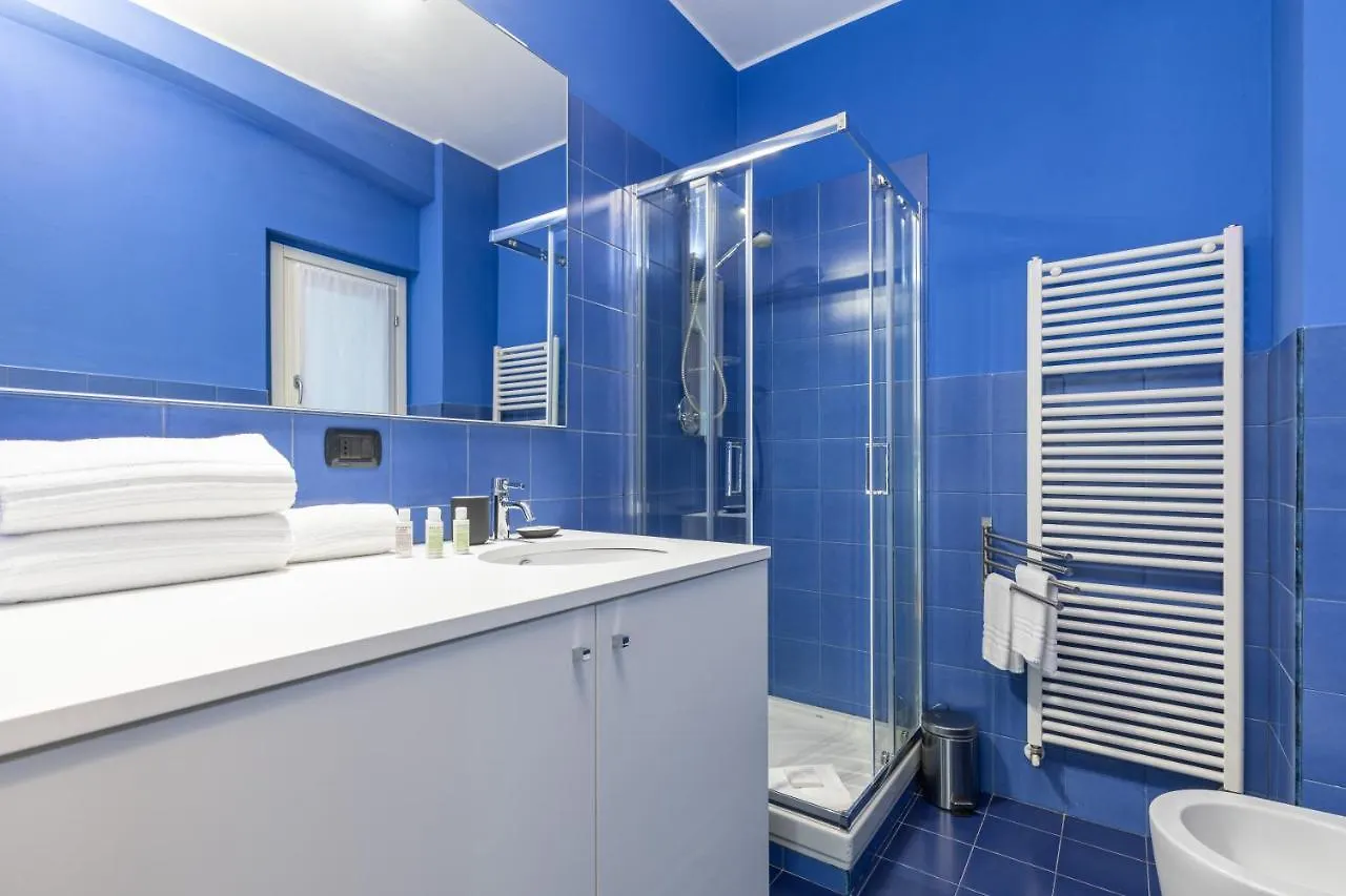 Beplace Apartments In Isola Milan Italy