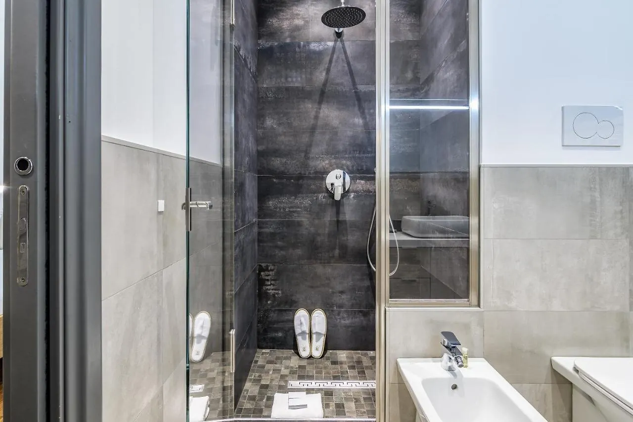 Beplace Apartments In Isola Milan